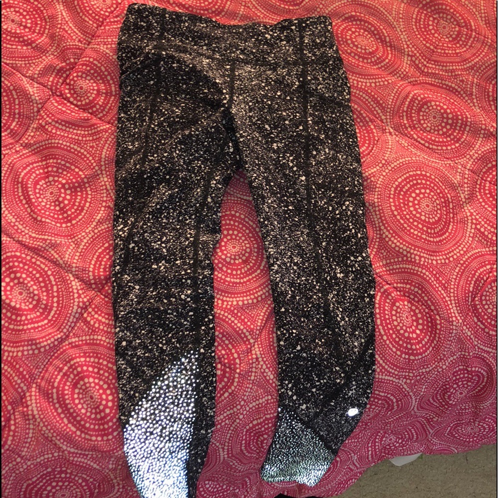 Lululemon pants (reserved for trade Do not buy!)